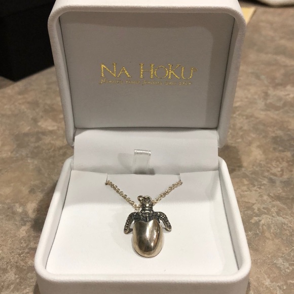 Na Hoku Jewelry - Na Hoku sterling silver sea turtle necklace